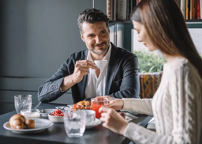 מלון דירות Elite &