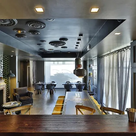 Elite & 4* メストレ