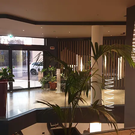 Hotel apartamentowy Elite & 4*