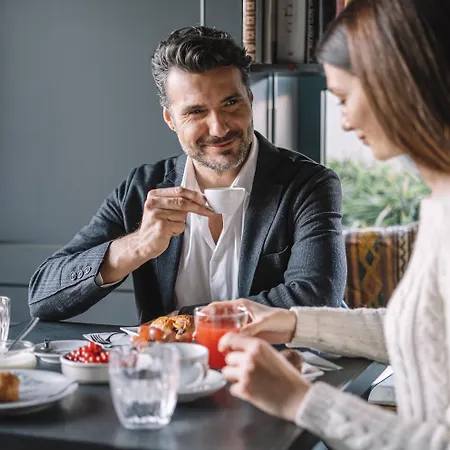 アパートホテル Elite &