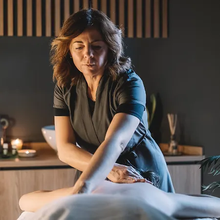 Elite & アパートホテル 4*