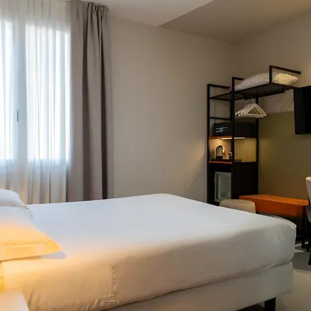 Hotel apartamentowy Elite &