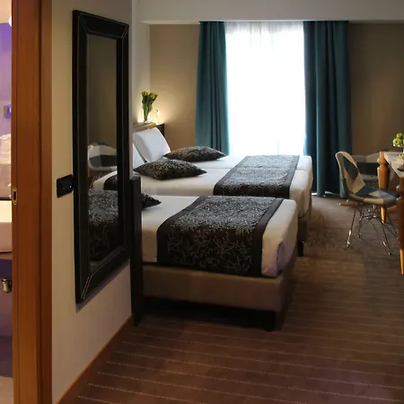 Elite & アパートホテル 4*