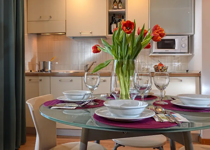 Ξενοδοχείο με διαμερίσματα Elite & Μέστρε