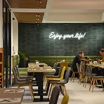 Elite & 4* ميستر