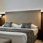 Elite & 4* ميستر