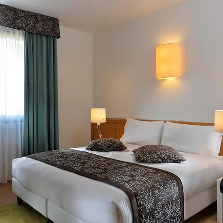 Apartmanhotel Elite & 4*